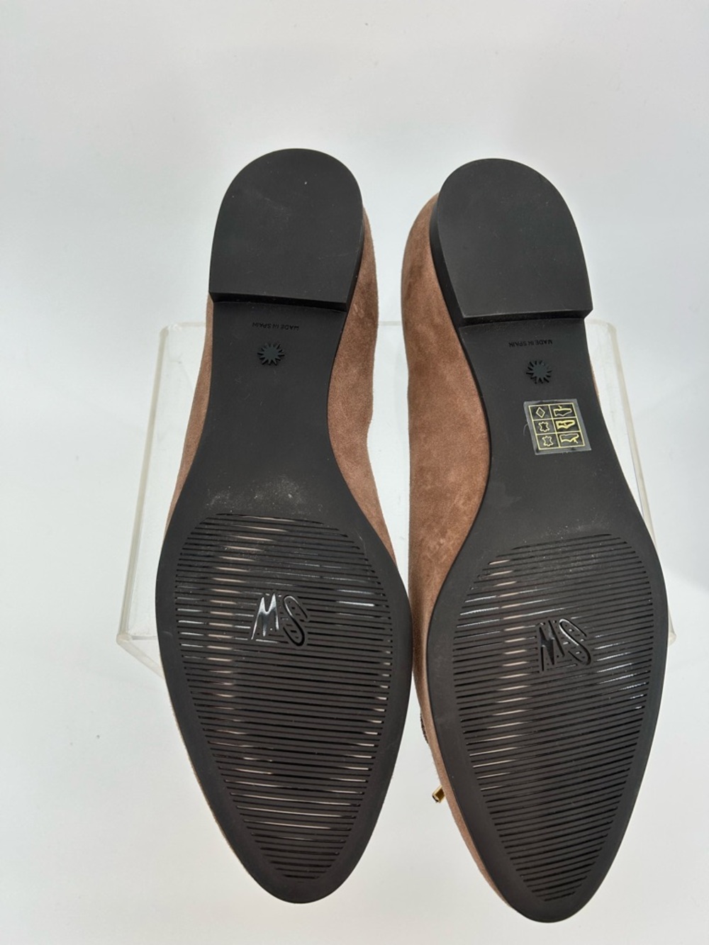 Stuart Weitzman Gabby Taupe Suede flat - 9 Narrow - Picture 6 of 6